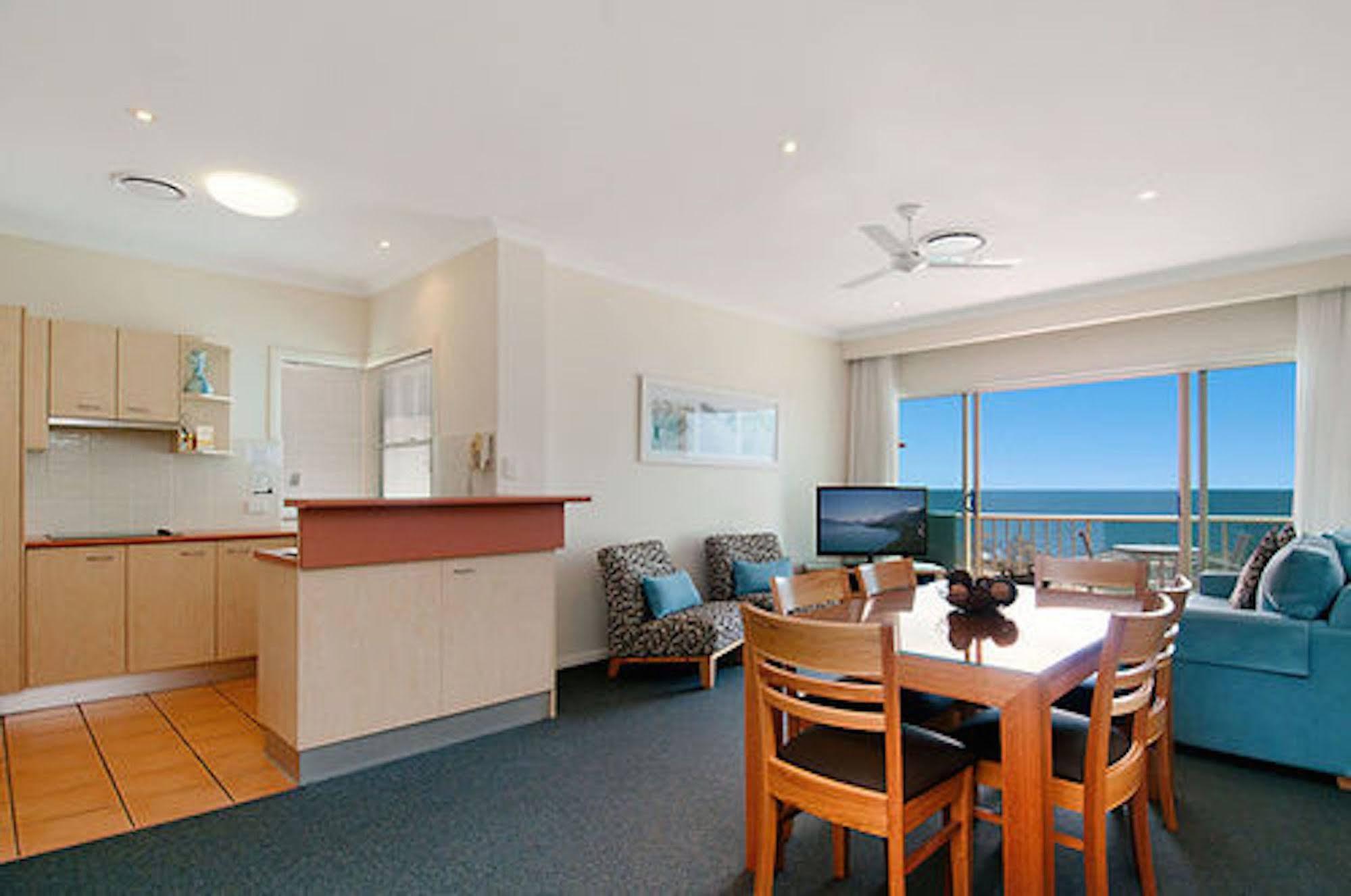 Alex Seaside Resort Alexandra Headland Buitenkant foto