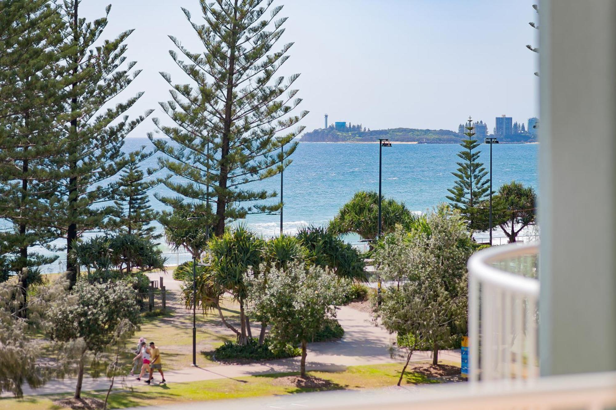Alex Seaside Resort Alexandra Headland Buitenkant foto